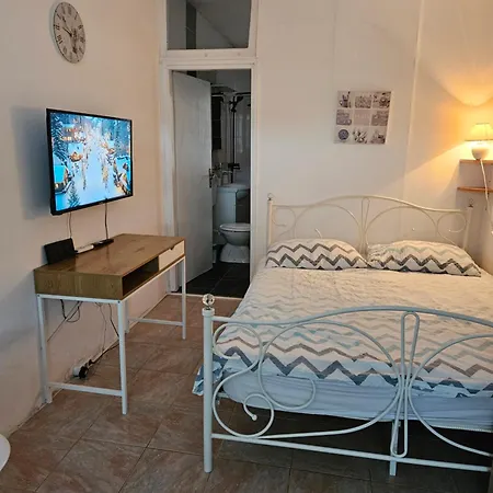 For Two Apartment Pula